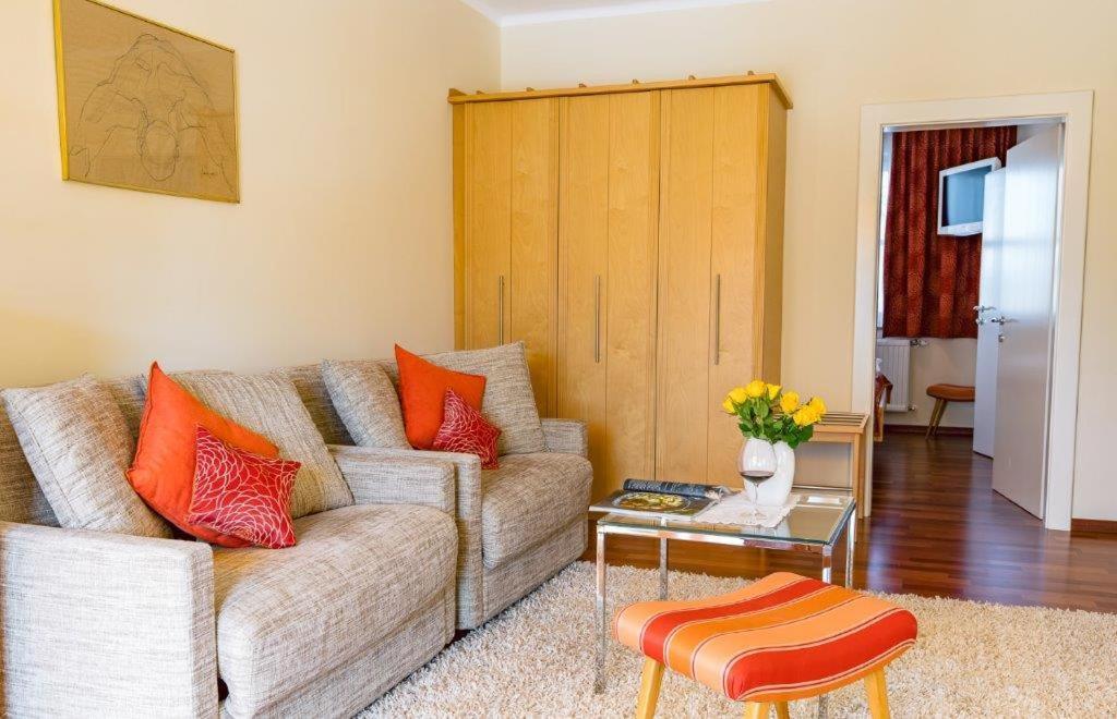 Das Moser - Hotel Garni Am See (Adults Only) Villach Luaran gambar