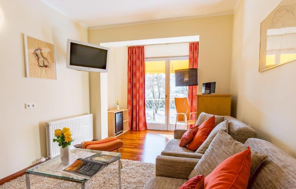 Das Moser - Hotel Garni Am See (Adults Only) Villach Luaran gambar