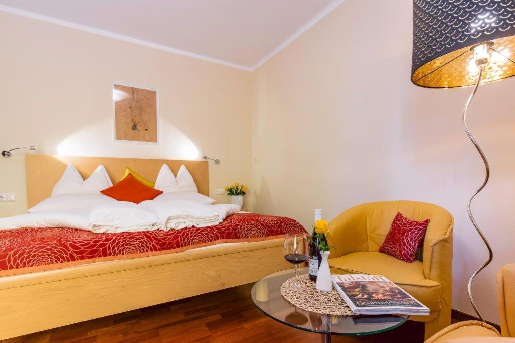 Das Moser - Hotel Garni Am See (Adults Only) Villach Luaran gambar